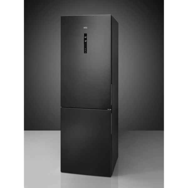 AEG RCB732E5MB Ελεύθερος Ψυγειοκαταψύκτης Σειράς 7000, 186cm - Μαύρο Ανοξείδωτο Ατσάλι & Σκούρο Γκρι [Ενεργειακή Κλάση A++]