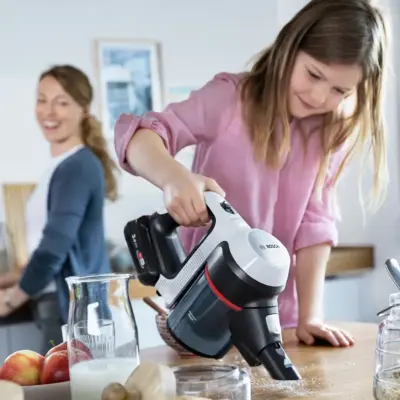 Bosch 2-σε-1 Σκούπα Unlimited Series 7 BBS711W