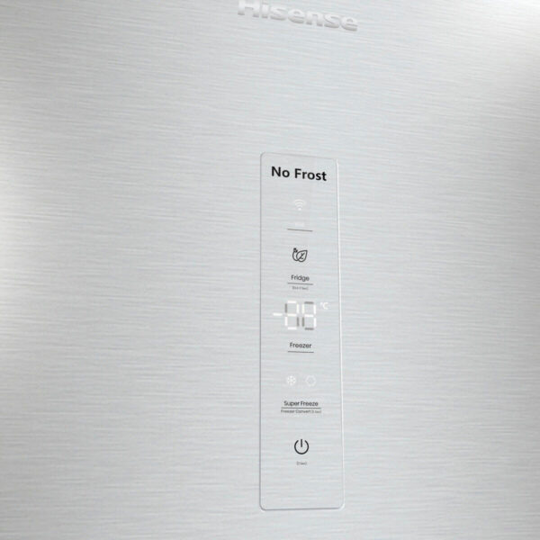 Ψυγειοκαταψύκτη Hisense RB470N4SIB Total No Frost από Ανοξείδωτο Ατσάλι
