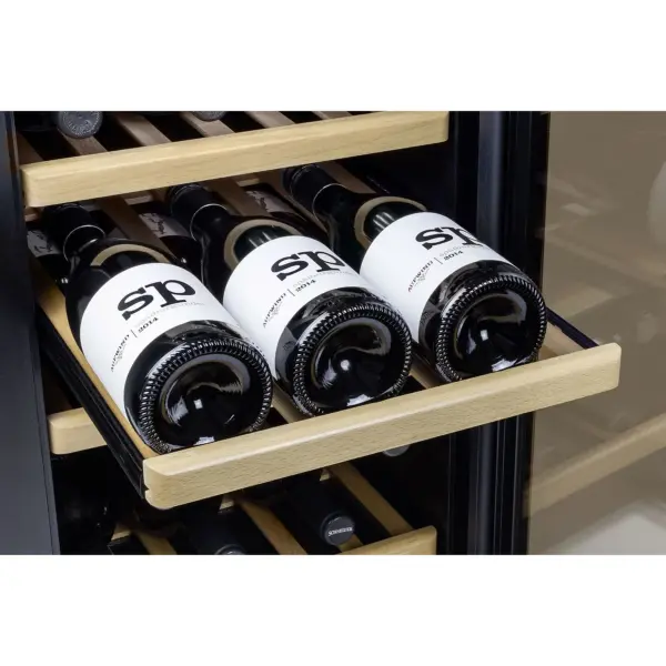 Ψυγείο κρασιού Caso 644 WineComfort 24 - με διπλές ζώνες για σερβίρισμα κόκκινων και λευκών κρασιών στην ιδανική θερμοκρασία