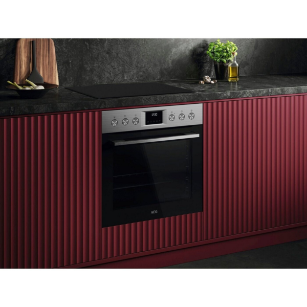 Σετ Εντοιχιζόμενος Φούρνος AEG OU5AE20SM 5000 SurroundCook® +συμπεριλαμβανομένης της εστίας AEG HE604062XB